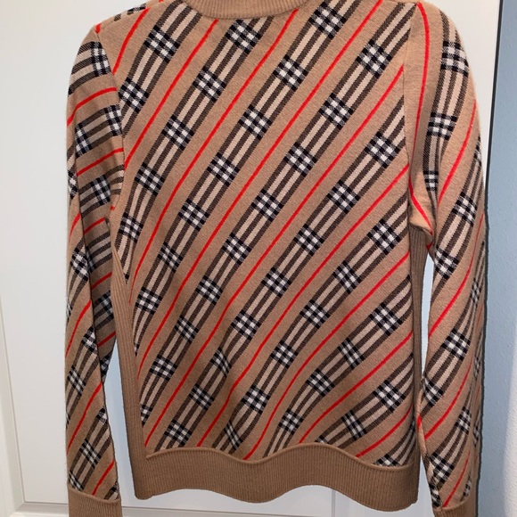 NEW💕Burberry wool blend Clara vintage check sweater 💕 - Picture 3 of 10